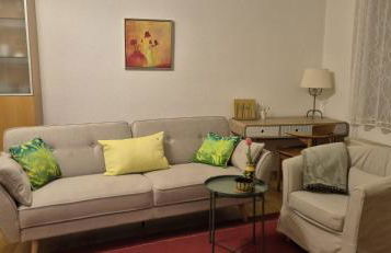 Tipp - Zentral ruhig mit großem Balkon - Foto 9