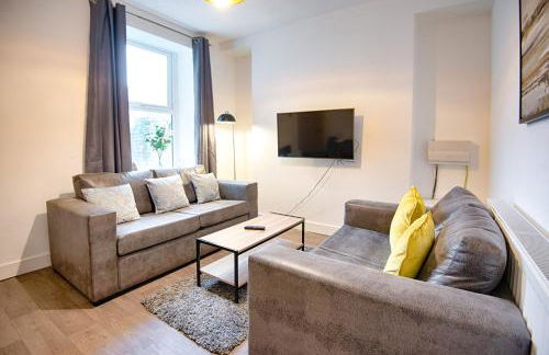 5 Bed - 2 Bath - Ideal for Work Crews - Foto 1