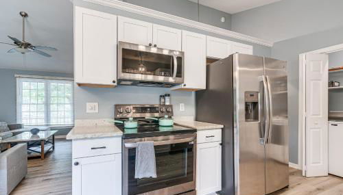 Home with Pet-Friendly Yard, 1 Mi to Dtwn Raleigh! - Foto 3