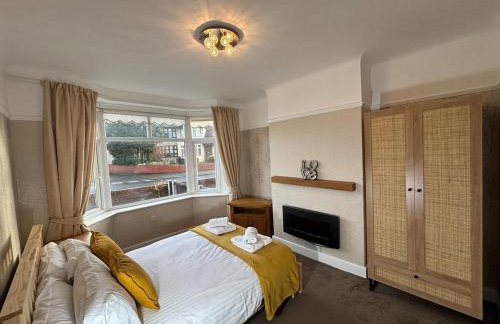 Entire House, Parking, Facilities, sleeps up to 6, suitable for contractors, families or NHS - Foto 18