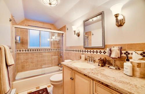 Lakehouse with Boats, MiniGolf, Sauna, HotTub, Swings and Playground! - Foto 42