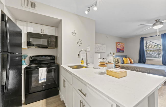 Comfy Studio Close to Downtown and Domain - Foto 2