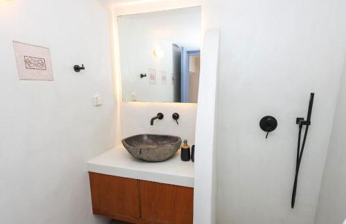 Aeolian Stone Villa - Photo 13