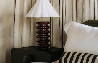 The Benton Hot Tub Theater 5 Mins to Denver - Foto 32