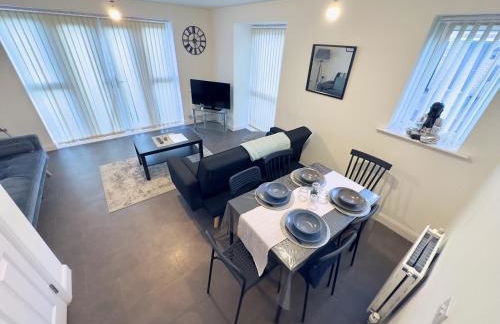 Modern house in City Centre with private parking and gated property - Foto 35