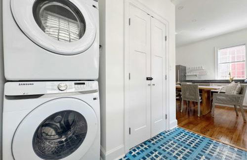 Classy 3-Story Downtown Apt - Great Location - Foto 41