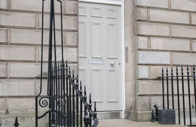 JOIVY York Place Apartment in Georgian City Centre Building - Foto 57