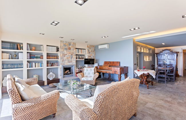 Penelope Seaview Apartment - Foto 12