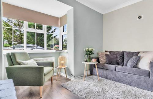 Wheatley House - Great Location - Free Parking, Self-Check-In, Fast Wifi and Smart TVs by Yoko Property - Foto 14