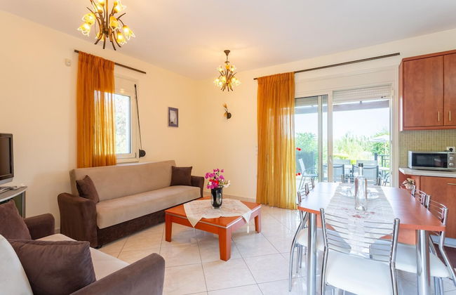 Villa Georgia Large Private Pool Walk to Beach A C Wifi Car Not Required - 1976 - Foto 18