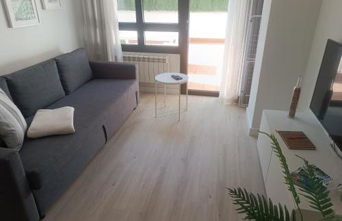 LA TERRAZA DE LA VEGA - Ubicación inmejorable , wifi , terraza y parking gratuito - Foto 14