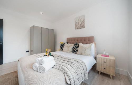 Award winning 2026 Stunning Modern 2 Bedroom Apartment in Mill Hill next to Train Station! - Foto 10
