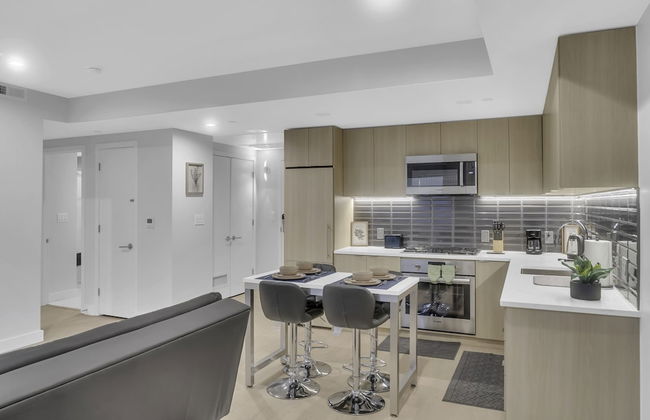 1br Logan Circle Furnished Apartment 1 Bedroom Apts by RedAwning - Photo 6