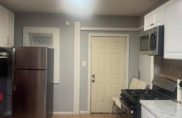 Newly Renovated Single Family Home - Foto 79