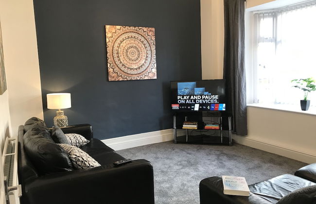 Stylish 3-bed Preston Home for Relaxing Comfy Stay - Foto 39