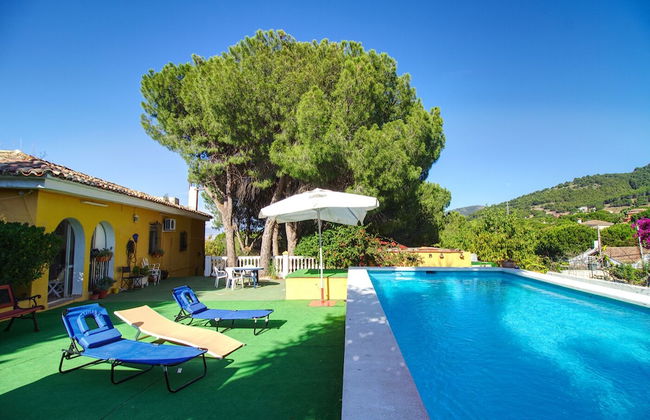 Casa Rural con Piscina Privada en Málaga - Foto 1