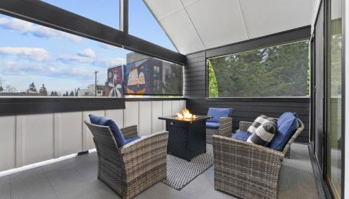 Ballard Hangout - Arcade & Covered Deck - Foto 3