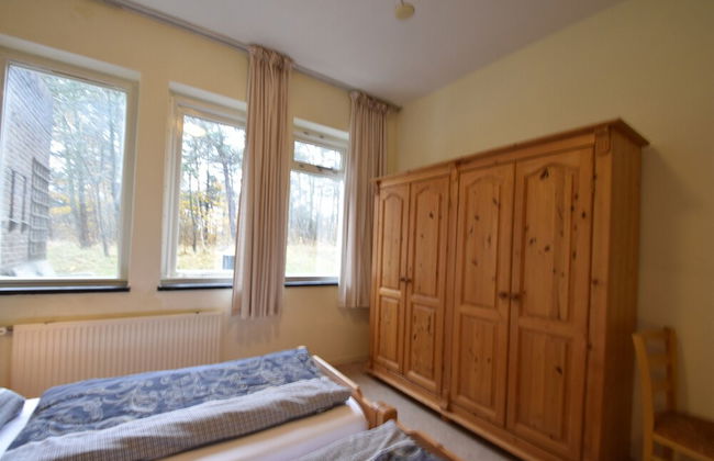 Timeless Charm and Cozy Stay - Photo 29