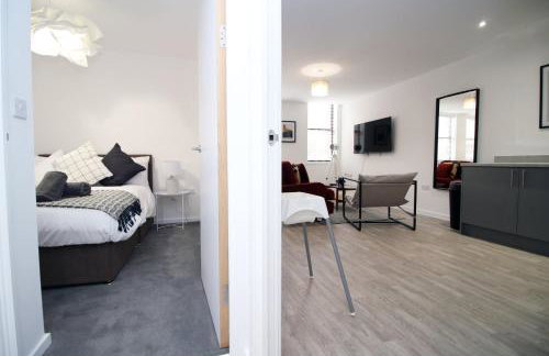 Modern Two BR | Free Parking - Foto 42