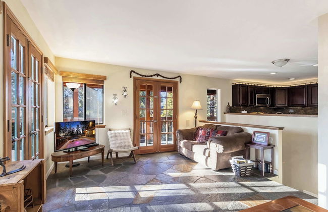 Mountainside Overlook Lake Views & Hot Tub - Foto 13