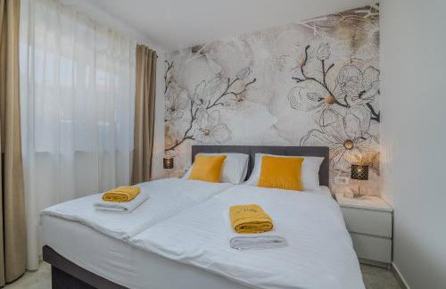 Villa with nice pool, luxuriously furnished, quiet area - by TRAVELER tourist agency Krk ID2389 - Foto 29