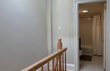 NEW! Historic Townhouse-14 min to WTC - Foto 25