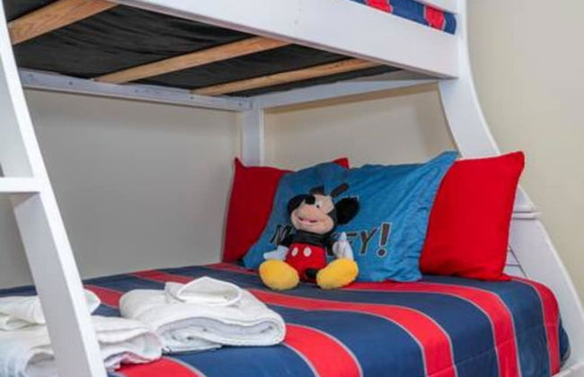 Gorgeous 6 Bedroom w Pool Paradise Palms - Foto 55