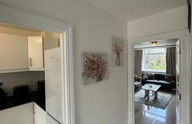 Stylish London Stay 2-Bedroom Duplex Sleeps 6 - Foto 22
