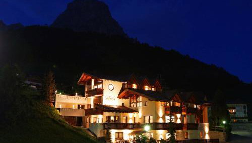Alpin Apartments Colfosco Dolomites - Foto 2