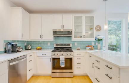 Walk to Beach Relax in Hot Tub Dine on the Deck LoLis Place by AvantStay - Foto 72