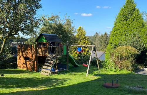 Schöne Ferienwohnung mit Terrasse, nur 2 Minuten zur Autobahn - Foto 20
