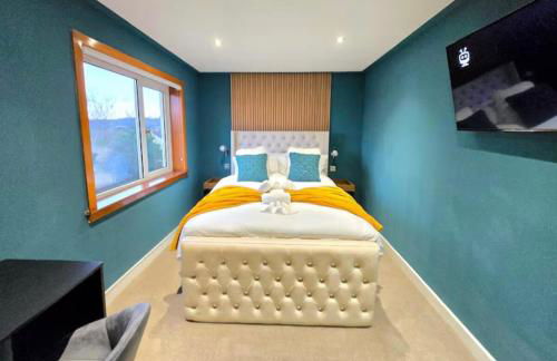 Super luxury 2 bedroom, full house sleep 5 with garden & parking close to airport - Foto 77