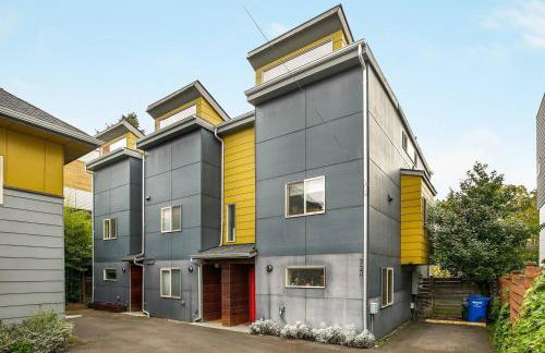 Stylish Urban Loft wFloating Stairs&Fireplace - Foto 6