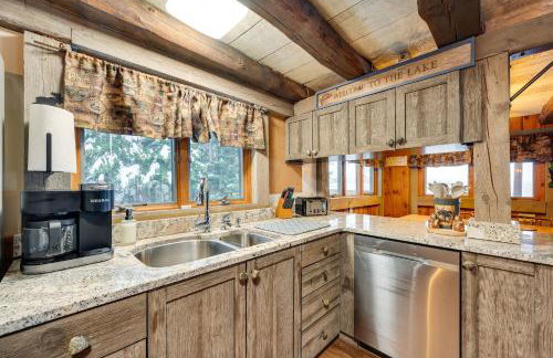 Pittsburg Lake House with Magalloway Mountain Views! - Foto 12