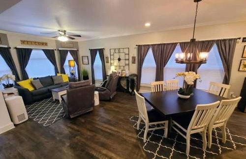 Downtown Kzoo with 3rd Floor Arcade Room - Foto 14