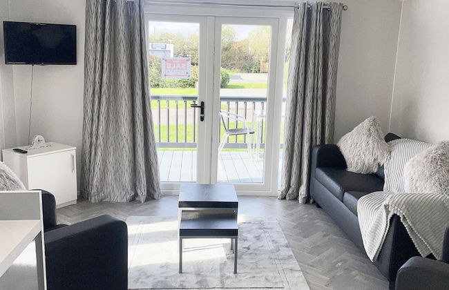 Modern Homely Chalet in Tuxford - Foto 1