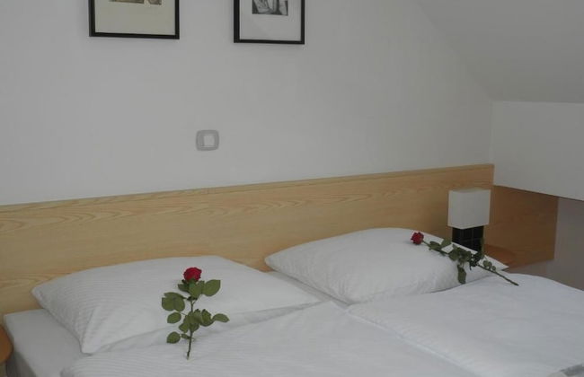 Apartments and Rooms Oliviers - Foto 3