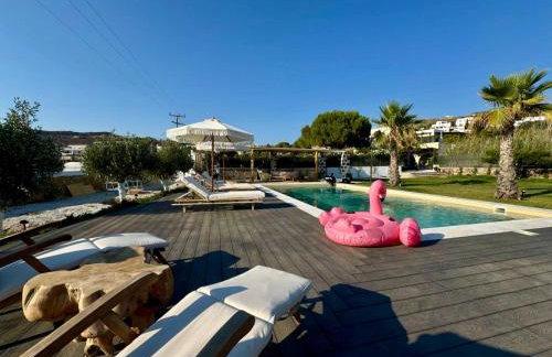 Villa Loretta with pool, jacuzzi and garden - Photo 24