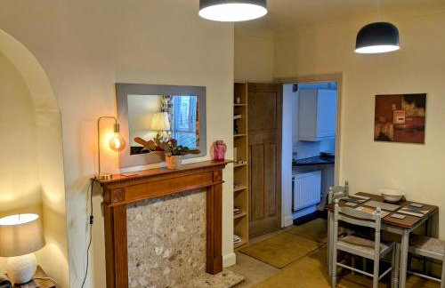 Apartment with Outside Patio and Car Space - Foto 1