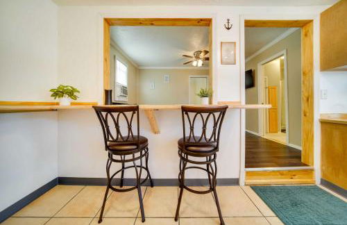 Geneva Cottage with Patio - Walk to Park, Lake Erie! - Foto 2