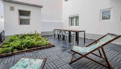 GuestReady - Charming Apartment with Patio - Foto 2