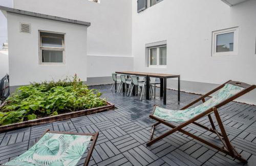 GuestReady - Charming Apartment with Patio - Foto 2