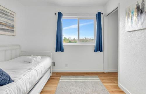 Modern Family Home w/Pool and Hot Tub - Foto 19