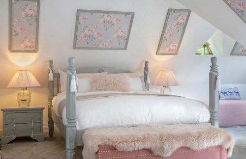 Stunning 4-Bedroom Country House with Hot Tub & Sauna near Loch Lomond - Foto 13