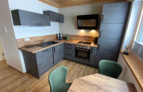 Ferienwohnung mit eigenem Garten und Bergblick - Foto 18