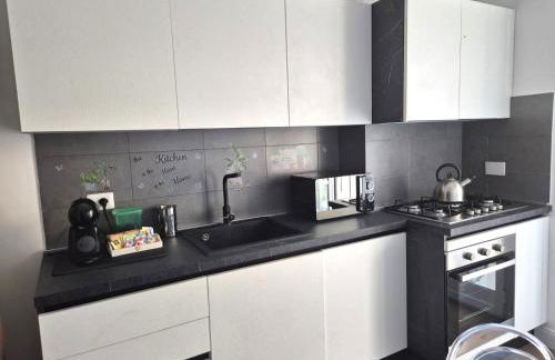 Aura Station Ciampino 'Roma, StazioneFS, Aeroporto' - Foto 9