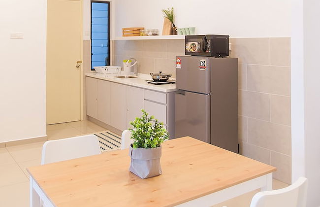 A4 COZY Atlantis Family Suites 4-6pax-Pool View-Jonker - Photo 5