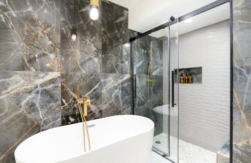 Sportscourt & Pool Indoor Slide~Games~ Family Fun - Foto 29