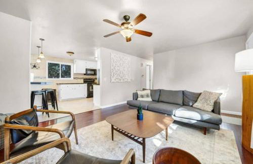 Modern Comfort Near Downtown CDA and Lake - Foto 8