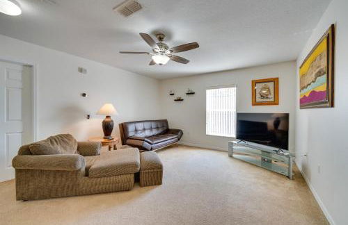 22 Mi to Disney Kissimmee Home with Pool and Hot Tub - Foto 14